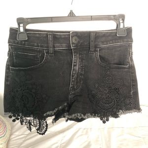 AE Black Shorts with Lace Pockets // Size 0